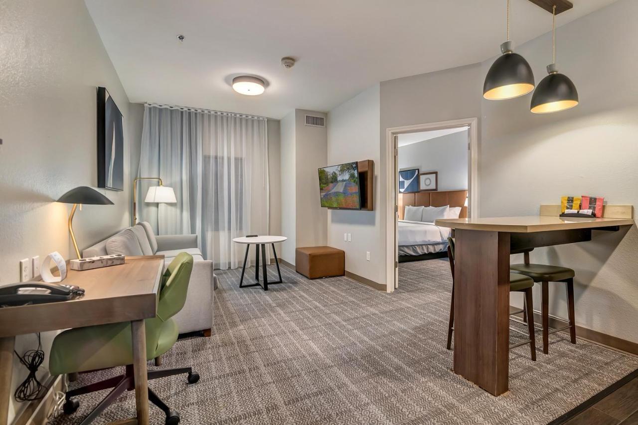 Staybridge Suites Tyler University Area By Ihg Kültér fotó
